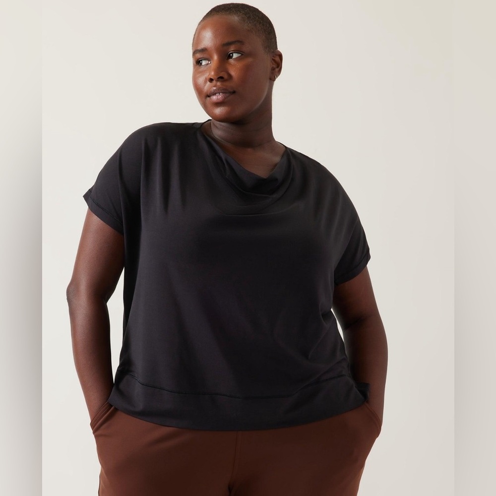 ATHLETA Weekender Short Sleeve